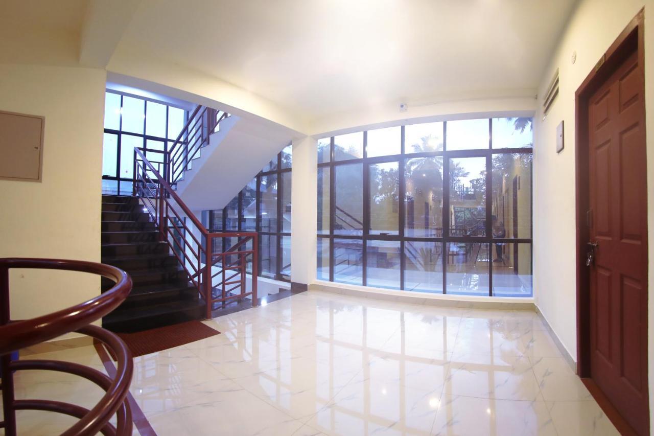 Noah'S Ark Hotel Kochi ภายนอก รูปภาพ